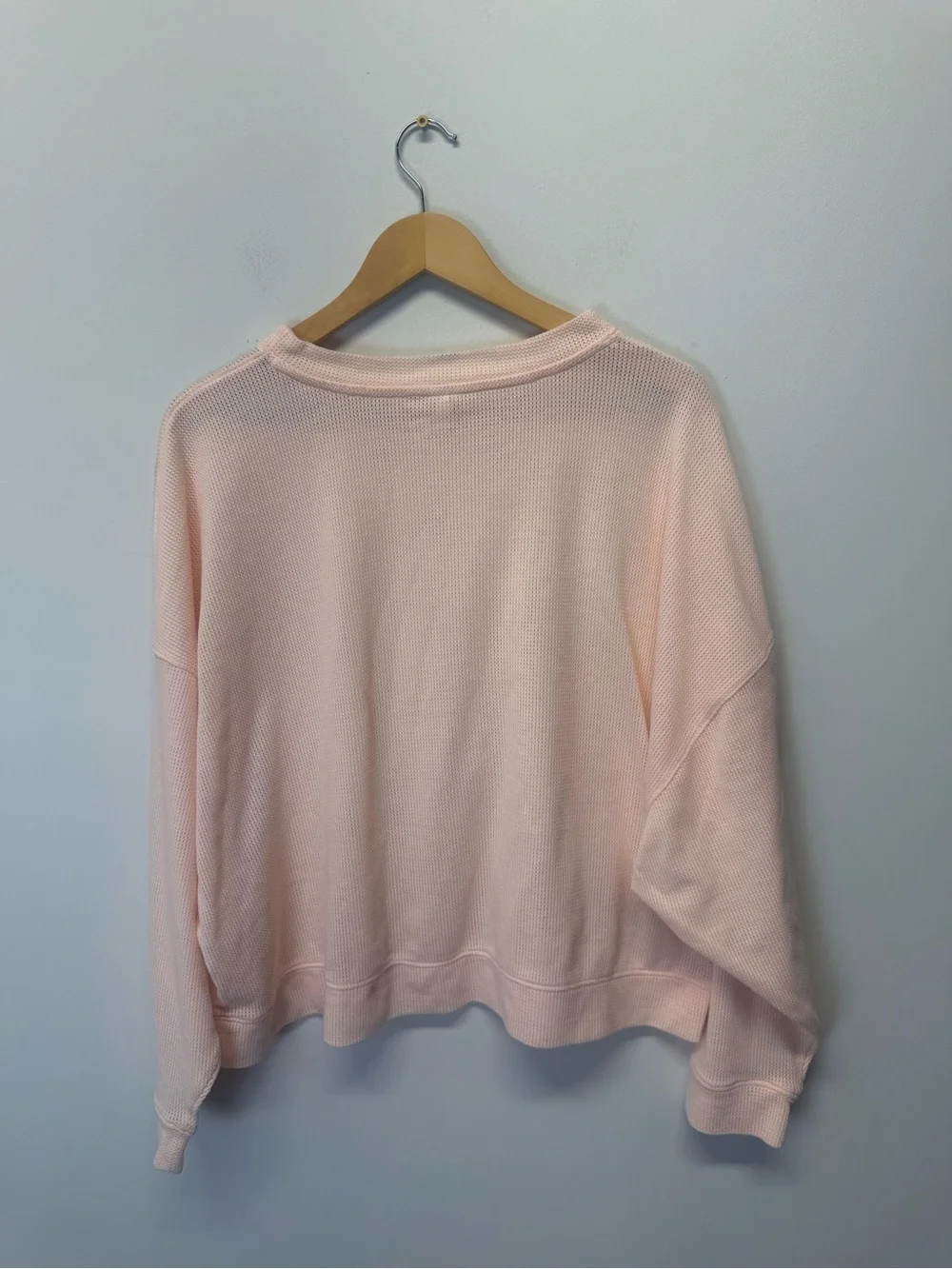 Under Armour Light Pink Mesh Crew Sweatshirt Loose Medium Women’s